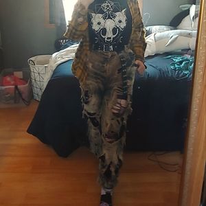 Ripped jeans